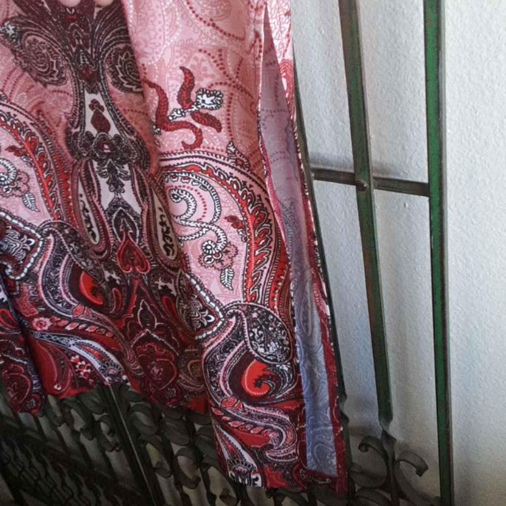 Beautiful maxi skirt w/elastic waste - Picture 3 of 6